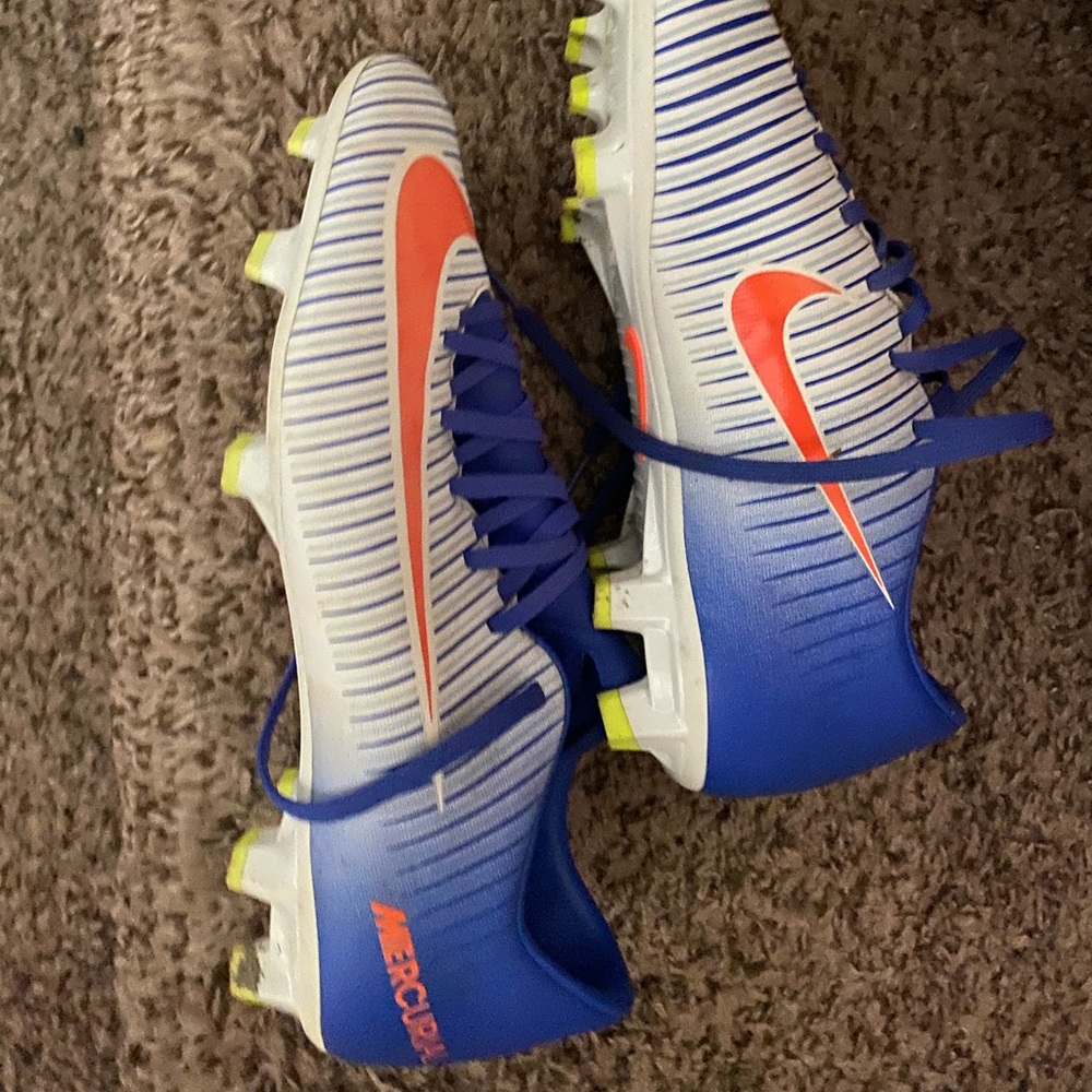 Nike Mercural soccer cleats size 7.5